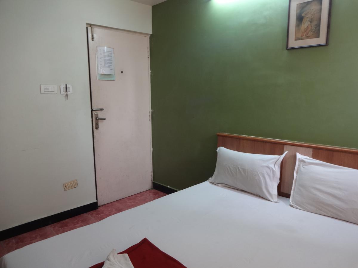 Hotel S R M Central Park Chennai Exterior photo